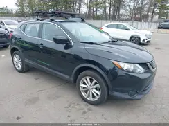JN1BJ1CR1JW252444 2018 NISSAN ROGUE