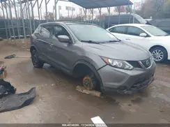 JN1BJ1CR1JW255280 2018 NISSAN ROGUE