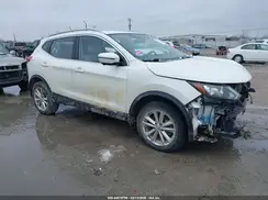 JN1BJ1CR1JW261726 2018 NISSAN ROGUE
