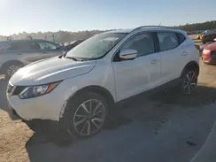 JN1BJ1CR1JW262164 2018 NISSAN ROGUE