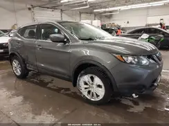 JN1BJ1CR1JW263346 2018 NISSAN ROGUE