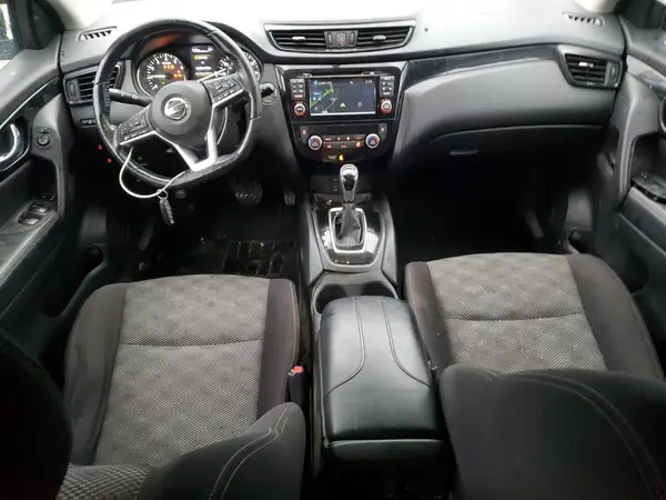 JN1BJ1CR1JW265324 2018 NISSAN ROGUE - Image 8