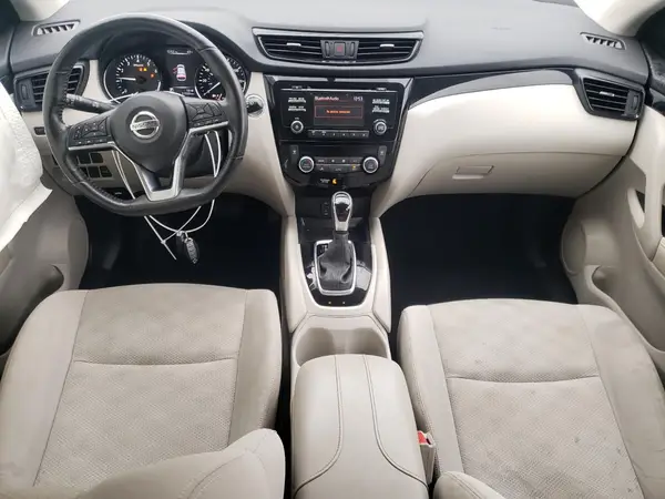 JN1BJ1CR1JW281815 2018 NISSAN ROGUE - Image 8