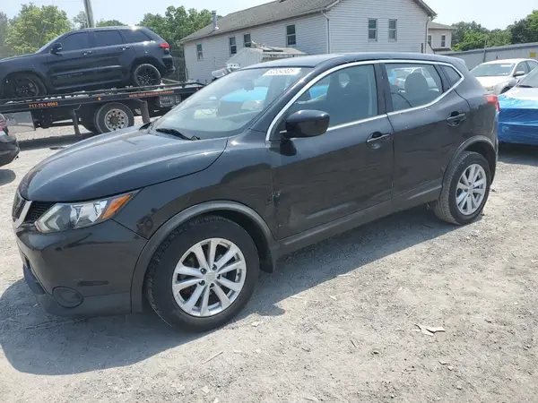 JN1BJ1CR1JW285752 2018 NISSAN ROGUE - Image 1