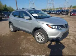 JN1BJ1CR1JW290692 2018 NISSAN ROGUE