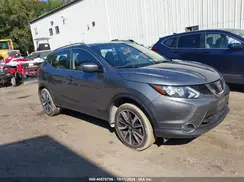 JN1BJ1CR1JW290773 2018 NISSAN ROGUE