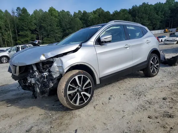 JN1BJ1CR1JW600310 2018 NISSAN ROGUE - Image 1