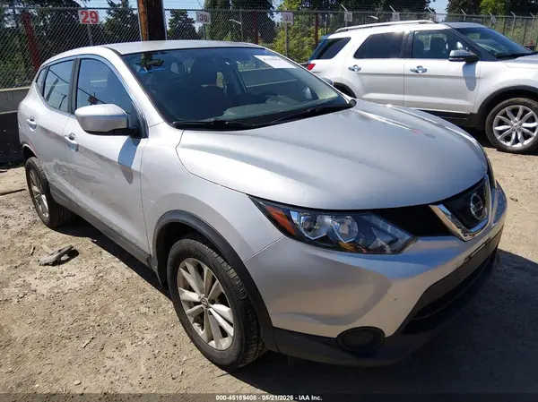 JN1BJ1CR1KW318606 2019 NISSAN ROGUE - Image 1