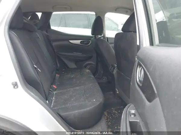 JN1BJ1CR1KW338807 2019 NISSAN ROGUE - Image 8