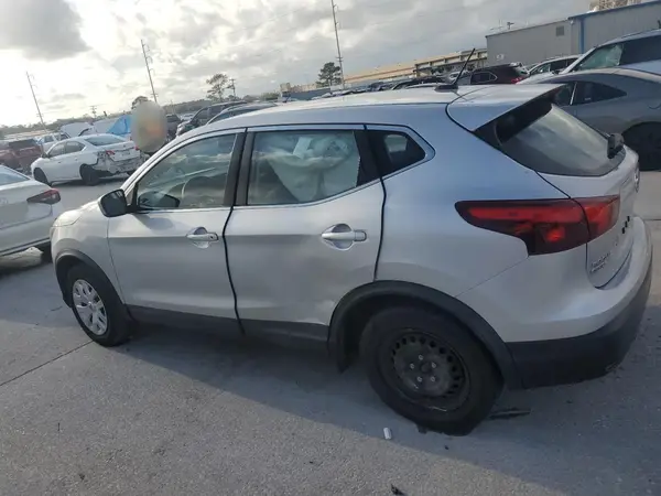 JN1BJ1CR1KW340251 2019 NISSAN ROGUE - Image 2