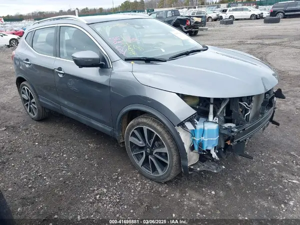 JN1BJ1CR1KW341187 2019 NISSAN ROGUE - Image 1