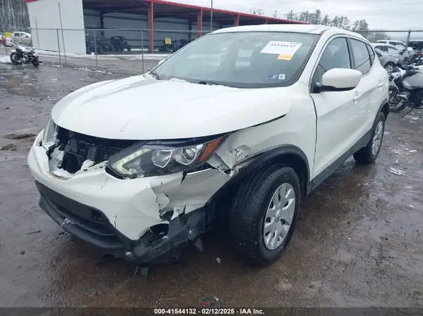 JN1BJ1CR1KW348057 2019 NISSAN ROGUE - Image 2