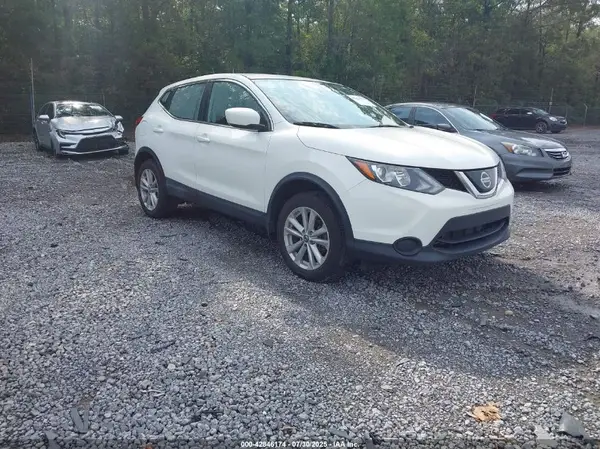 JN1BJ1CR1KW353646 2019 NISSAN ROGUE - Image 1