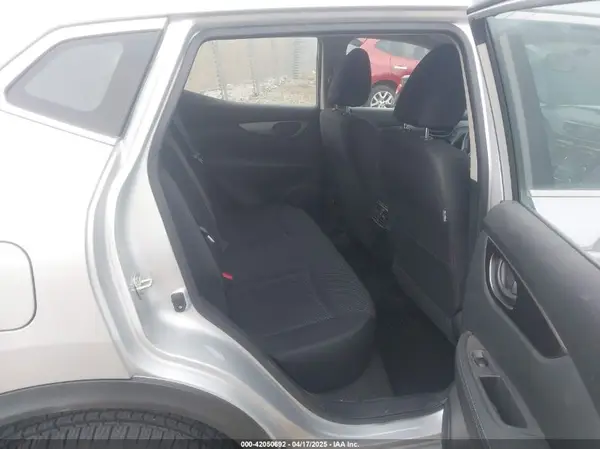 JN1BJ1CR1KW629274 2019 NISSAN ROGUE - Image 8