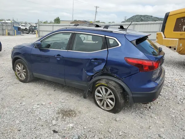 JN1BJ1CR2HW100487 2017 NISSAN ROGUE - Image 2