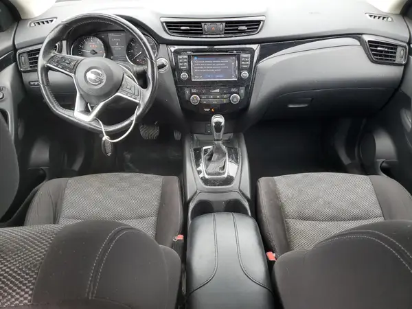 JN1BJ1CR2HW100487 2017 NISSAN ROGUE - Image 8