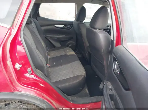 JN1BJ1CR2HW105334 2017 NISSAN ROGUE - Image 8