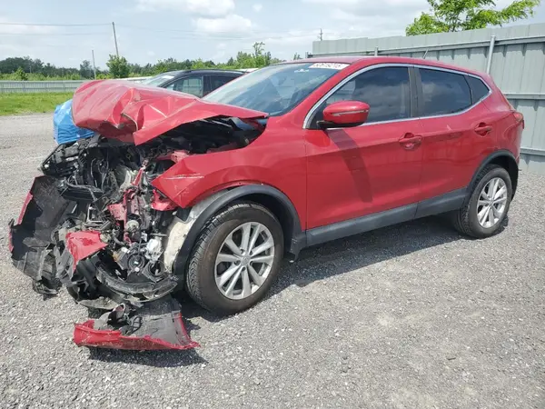 JN1BJ1CR2HW109402 2017 NISSAN ROGUE - Image 1