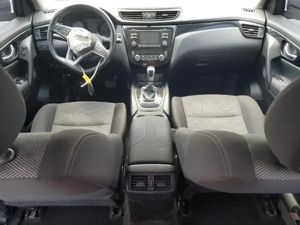 JN1BJ1CR2HW109402 2017 NISSAN ROGUE - Image 8