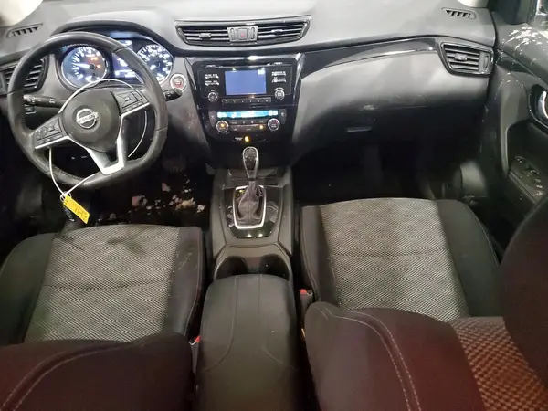 JN1BJ1CR2HW110758 2017 NISSAN ROGUE - Image 8