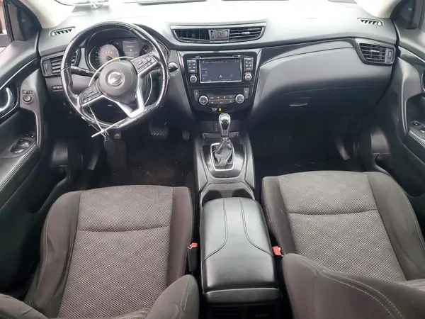 JN1BJ1CR2HW110856 2017 NISSAN ROGUE - Image 8