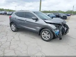 JN1BJ1CR2HW111912 2017 NISSAN ROGUE