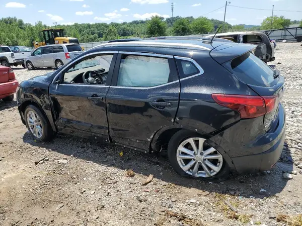 JN1BJ1CR2HW113479 2017 NISSAN ROGUE - Image 2