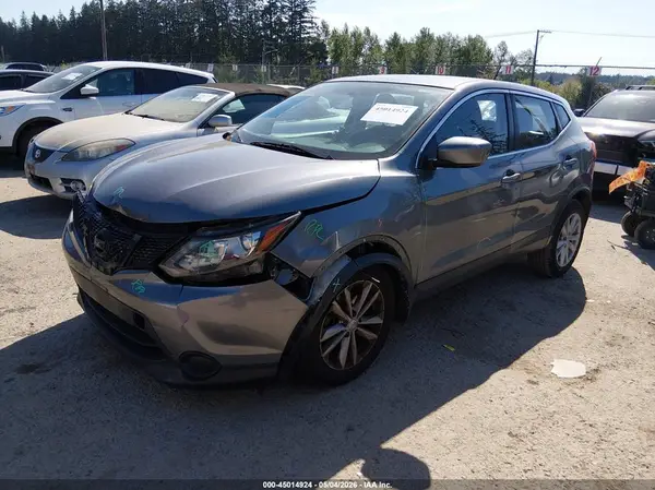 JN1BJ1CR2HW114678 2017 NISSAN ROGUE - Image 2