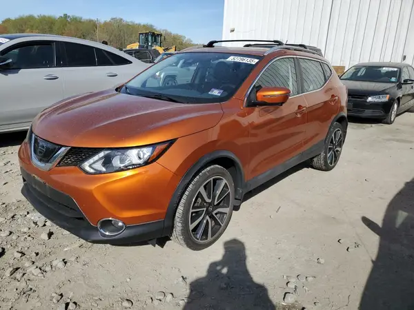 JN1BJ1CR2HW114731 2017 NISSAN ROGUE - Image 1
