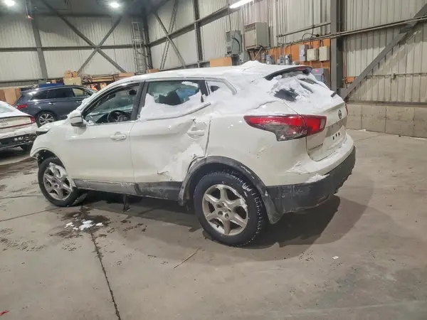 JN1BJ1CR2HW115250 2017 NISSAN ROGUE - Image 2
