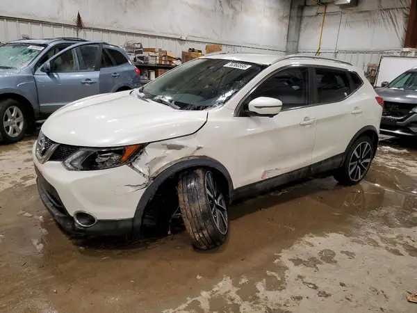 JN1BJ1CR2HW121081 2017 NISSAN ROGUE - Image 1