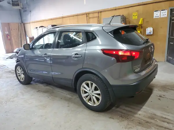 JN1BJ1CR2HW123476 2017 NISSAN ROGUE - Image 2