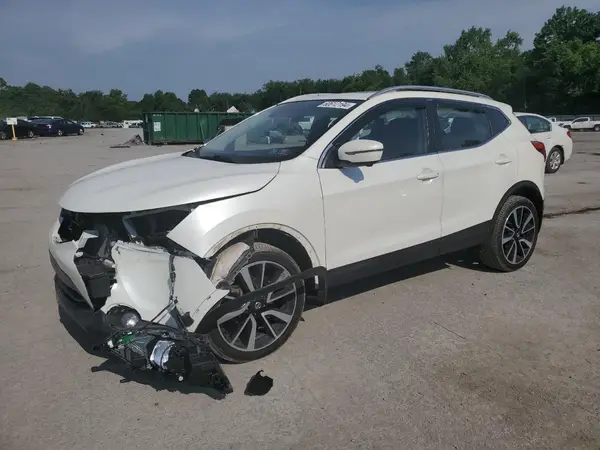 JN1BJ1CR2HW126538 2017 NISSAN ROGUE - Image 1