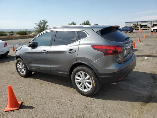 JN1BJ1CR2HW133344 2017 NISSAN ROGUE - Image 2