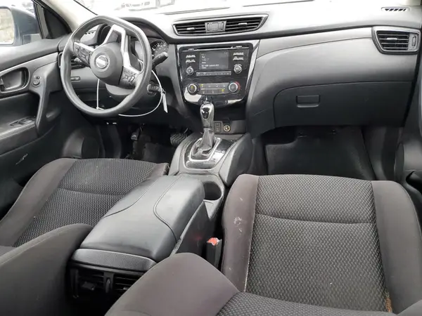 JN1BJ1CR2HW136499 2017 NISSAN ROGUE - Image 8