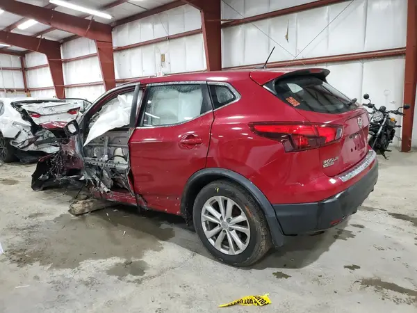 JN1BJ1CR2HW136583 2017 NISSAN ROGUE - Image 2