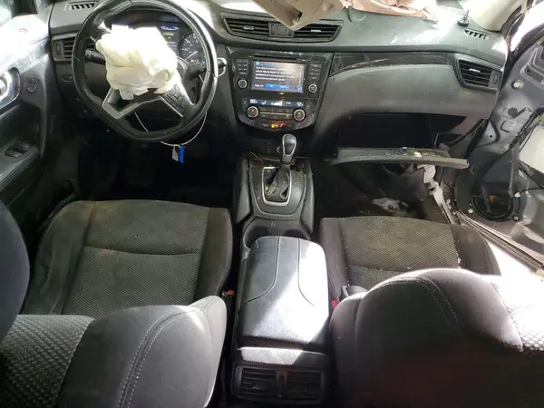 JN1BJ1CR2HW139323 2017 NISSAN ROGUE - Image 8
