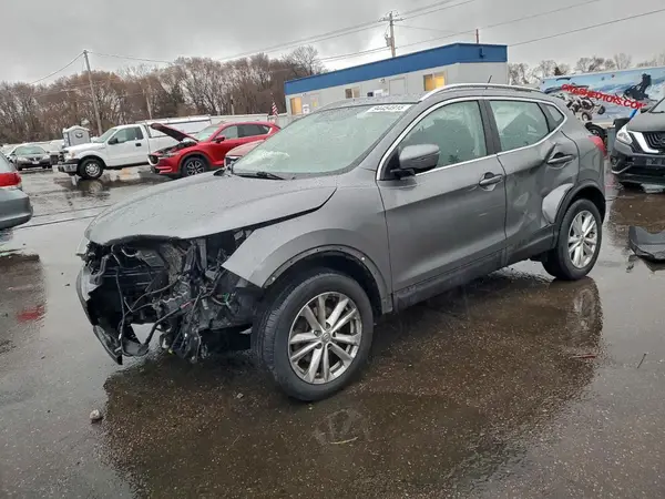 JN1BJ1CR2HW139418 2017 NISSAN ROGUE - Image 1