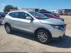 JN1BJ1CR2HW139497 2017 NISSAN ROGUE