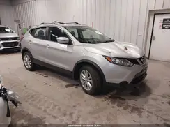JN1BJ1CR2HW140679 2017 NISSAN ROGUE