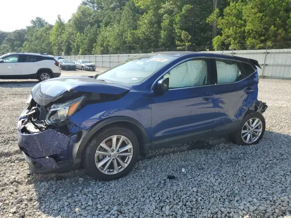 JN1BJ1CR2JW201115 2018 NISSAN ROGUE - Image 1