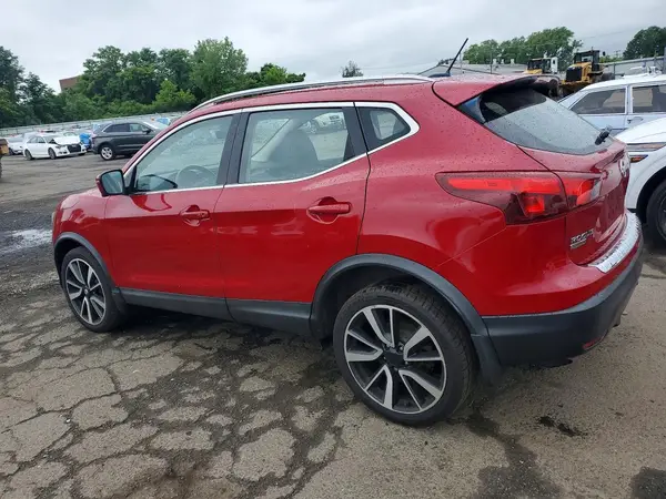 JN1BJ1CR2JW201826 2018 NISSAN ROGUE - Image 2