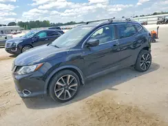 JN1BJ1CR2JW203057 2018 NISSAN ROGUE