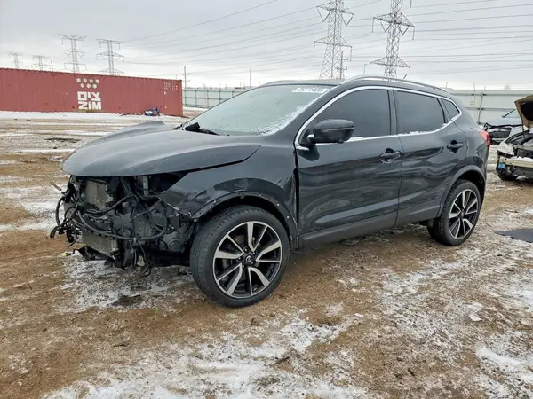 JN1BJ1CR2JW206315 2018 NISSAN ROGUE - Image 1