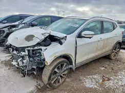 JN1BJ1CR2JW253327 2018 NISSAN ROGUE