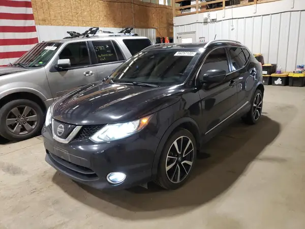 JN1BJ1CR2JW254722 2018 NISSAN ROGUE - Image 1