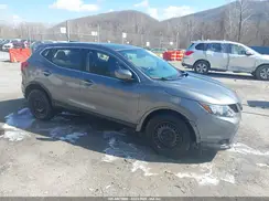JN1BJ1CR2JW259046 2018 NISSAN ROGUE
