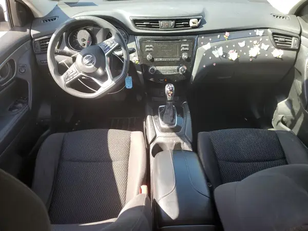 JN1BJ1CR2JW259175 2018 NISSAN ROGUE - Image 8