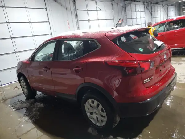 JN1BJ1CR2JW259967 2018 NISSAN ROGUE - Image 2