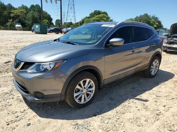 JN1BJ1CR2JW263629 2018 NISSAN ROGUE - Image 1